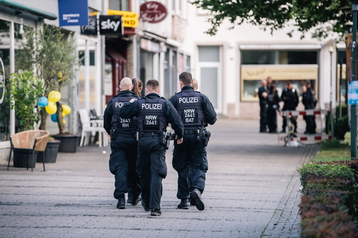 Uhićen tinejdžer zbog napada nožem u Berlinu